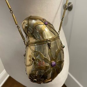 Vintage bean shaped metal purse